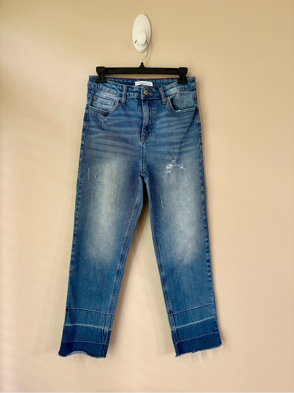 CELLO Blue Distressed Straight-Leg Jeans Size 7/29